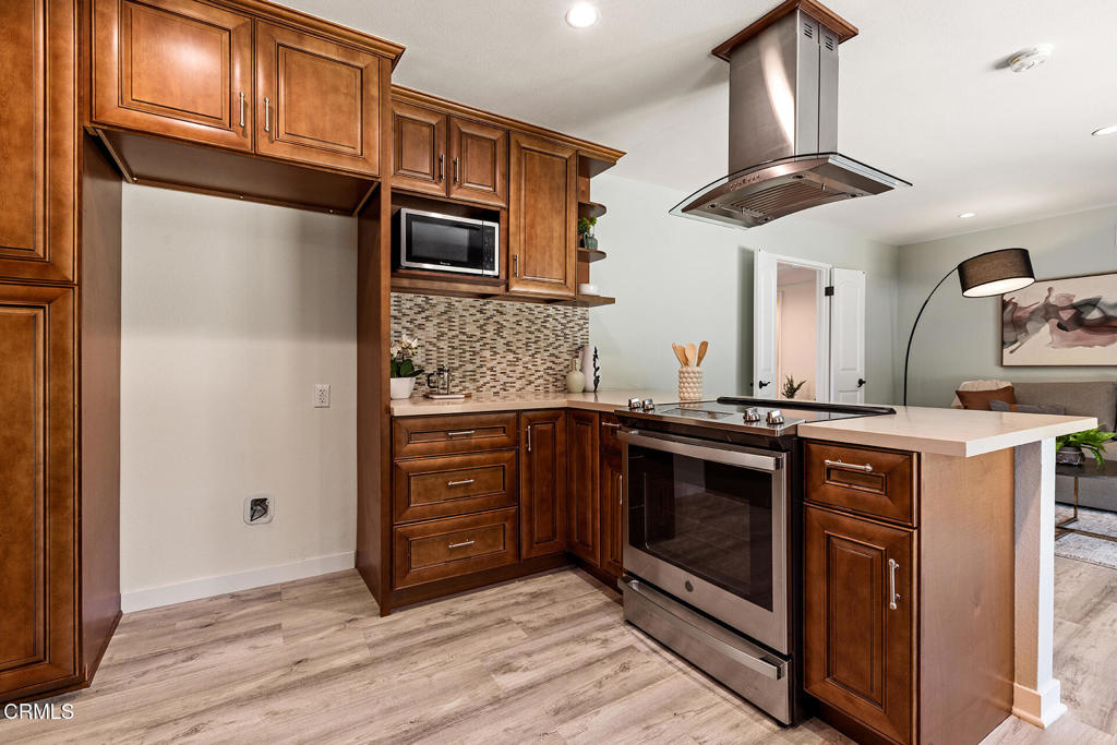 2365 Henrietta Avenue