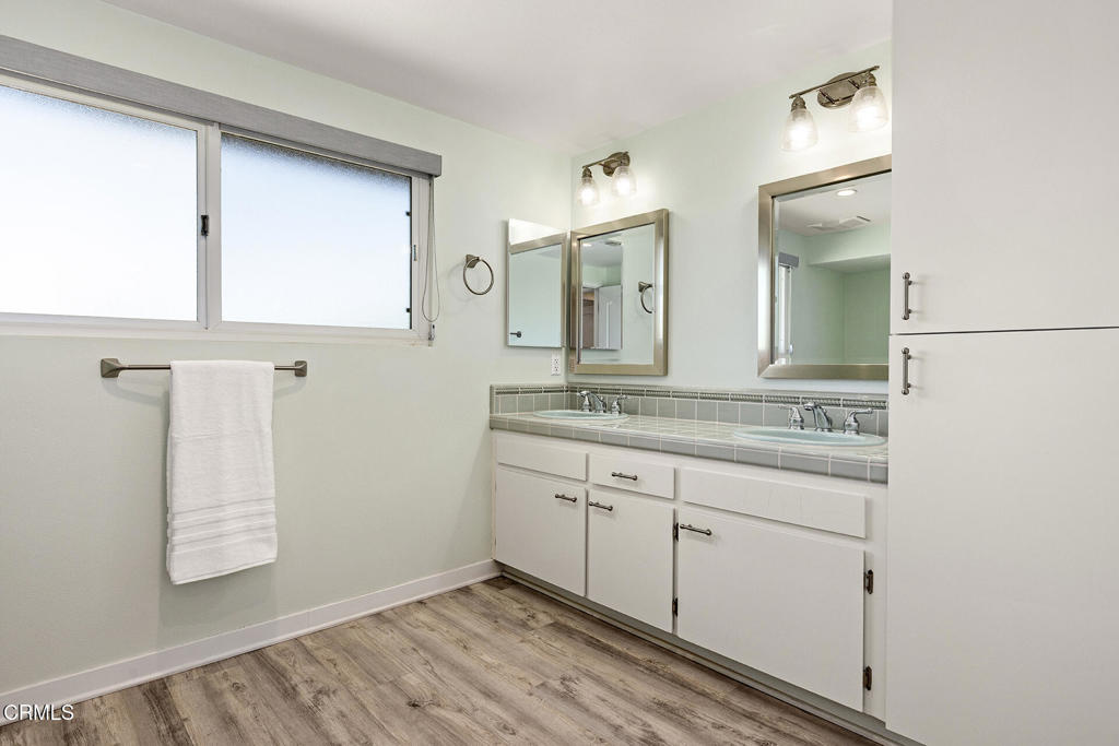 2365 Henrietta Avenue