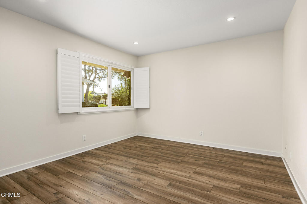 2365 Henrietta Avenue