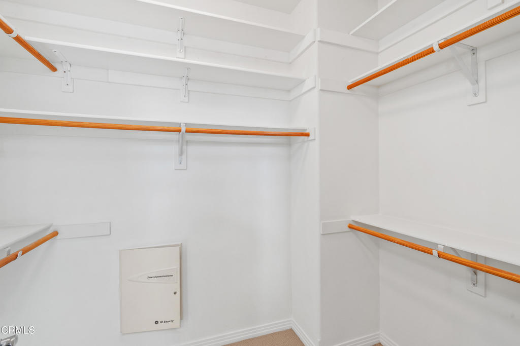 433 N Altadena Drive 4