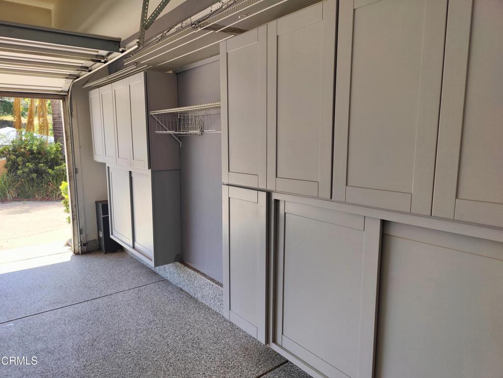 433 N Altadena Drive 4