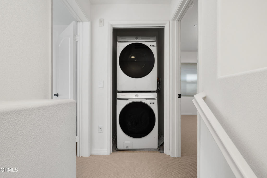 433 N Altadena Drive 4