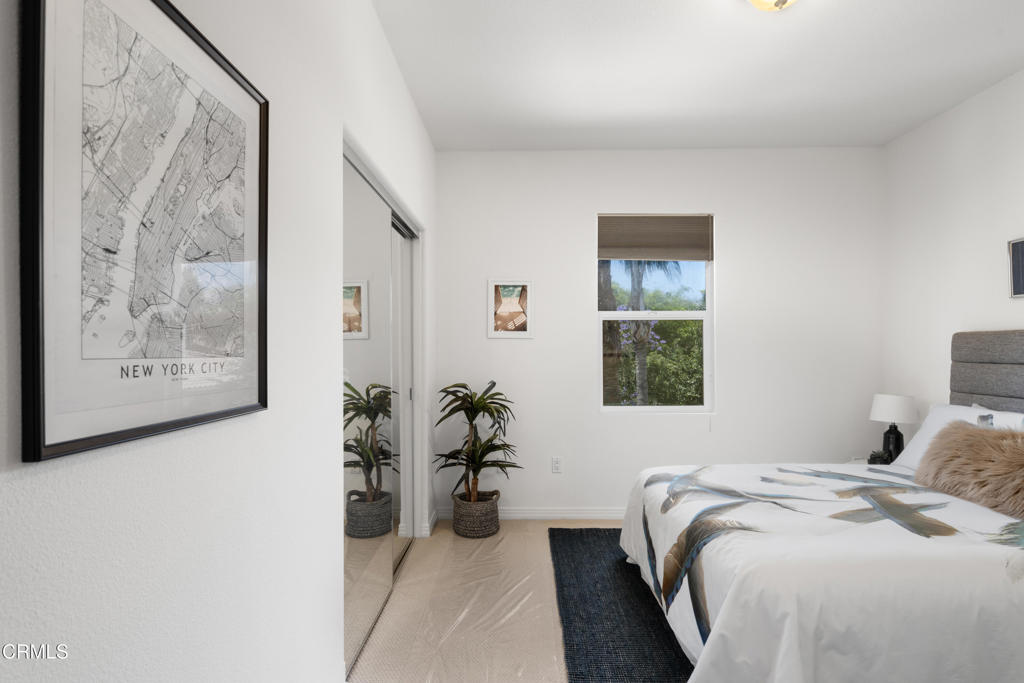 433 N Altadena Drive 4