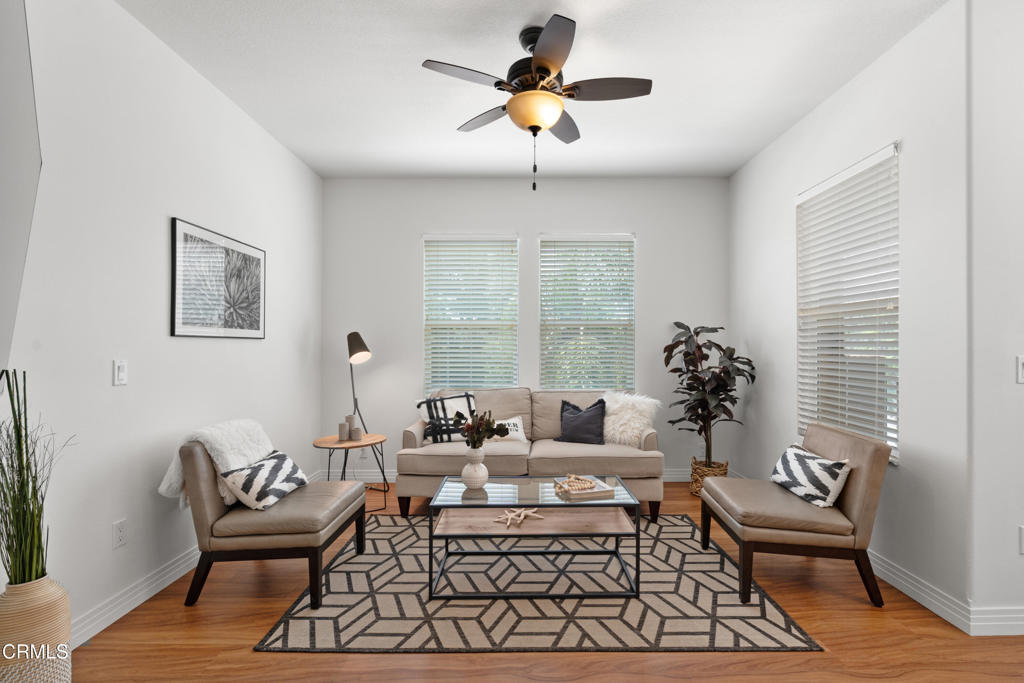 433 N Altadena Drive 4