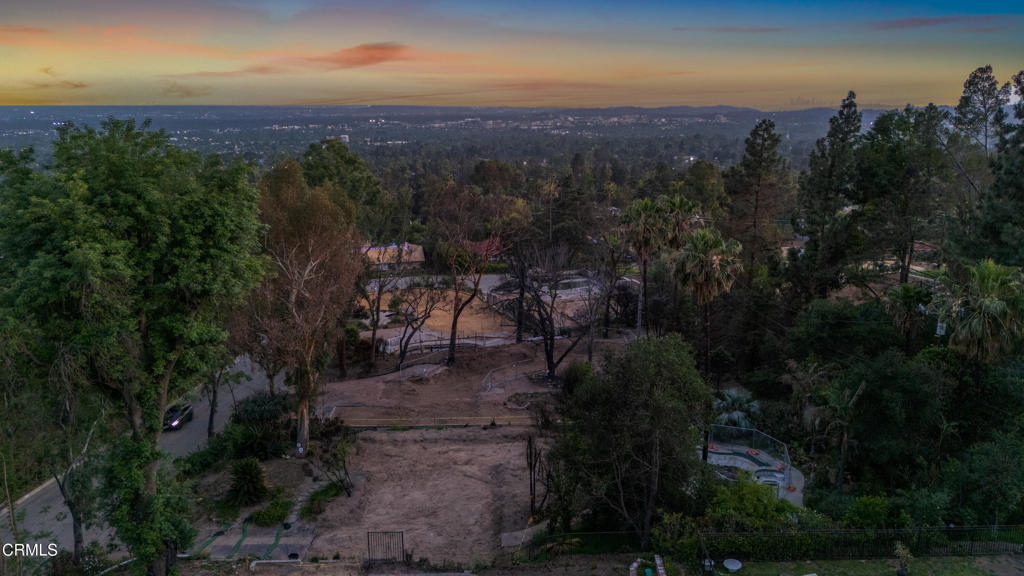 2861 Tanoble Drive