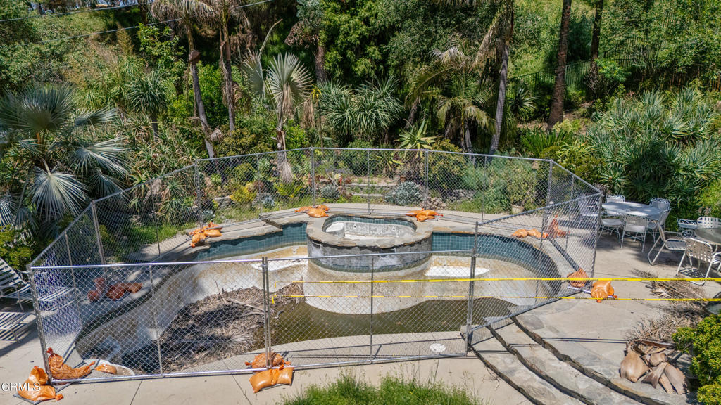 2861 Tanoble Drive