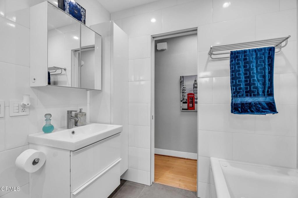 1455 E California Avenue