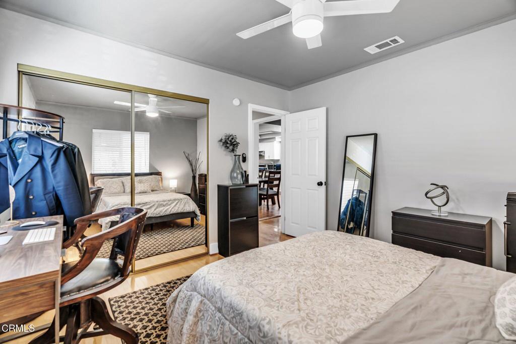 1455 E California Avenue