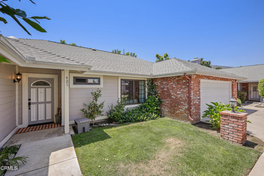 421 S Mayflower Avenue