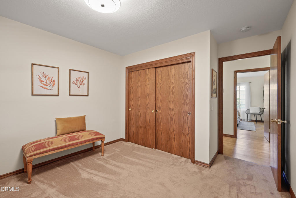 421 S Mayflower Avenue