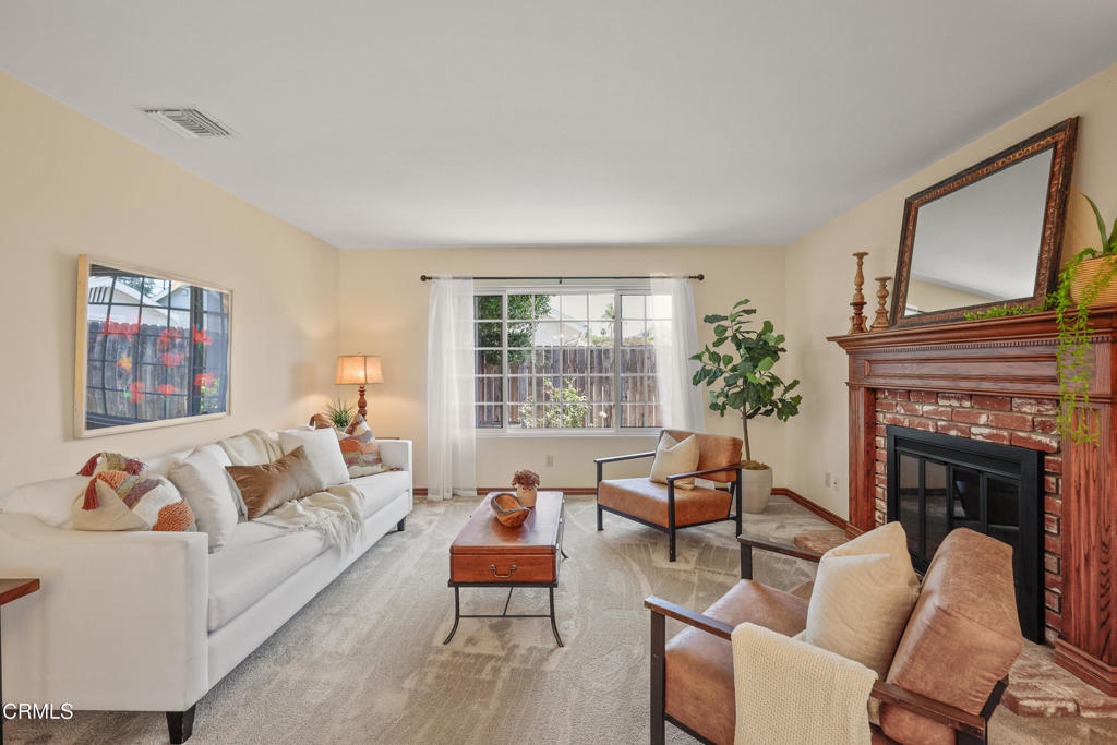 421 S Mayflower Avenue