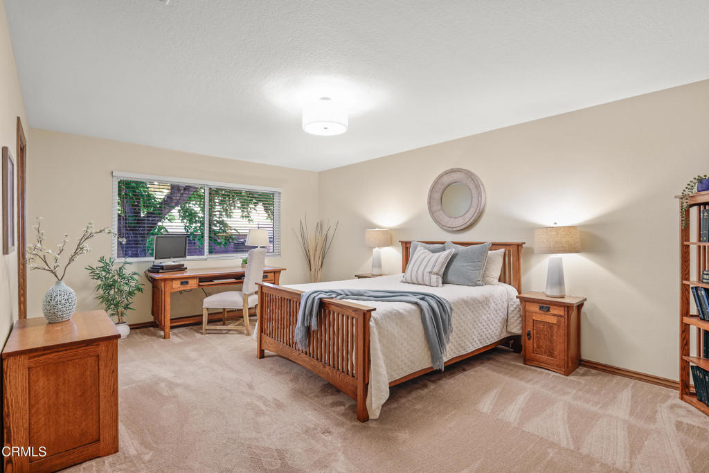 421 S Mayflower Avenue