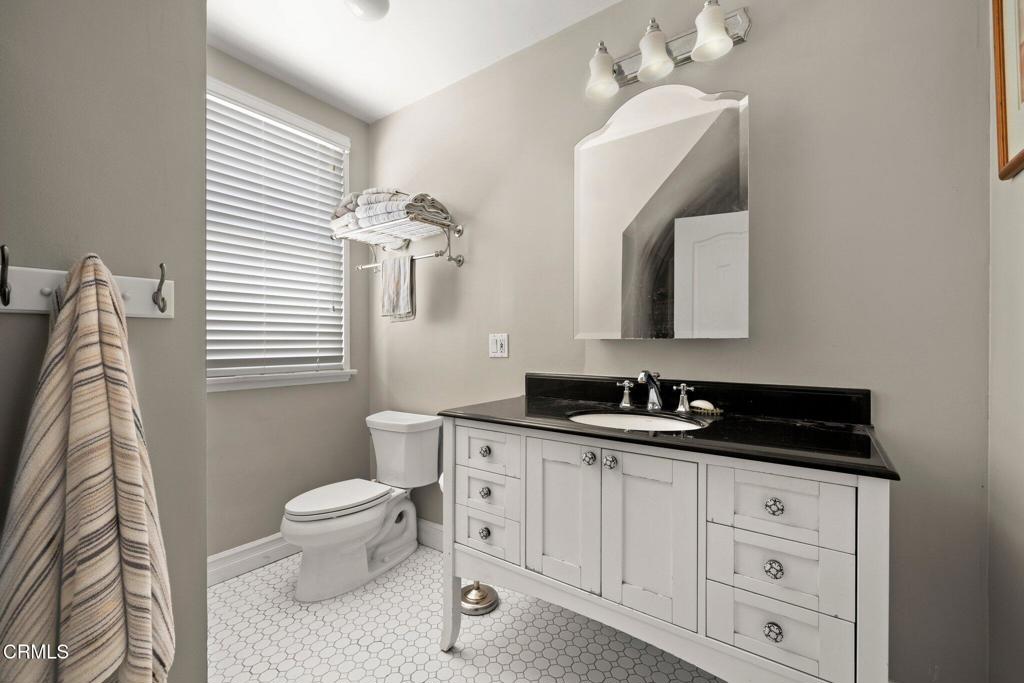 2156 Las Lunas Street