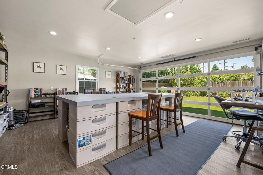 2156 Las Lunas Street