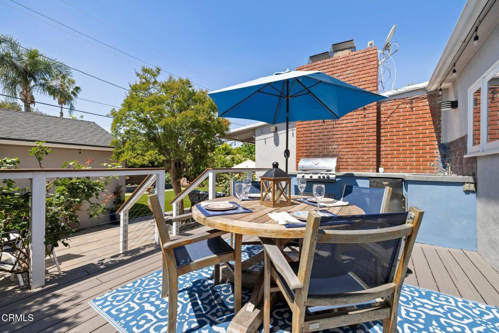 2156 Las Lunas Street