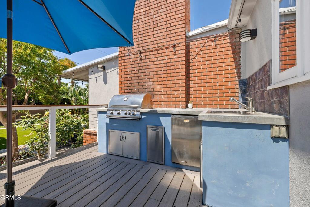 2156 Las Lunas Street