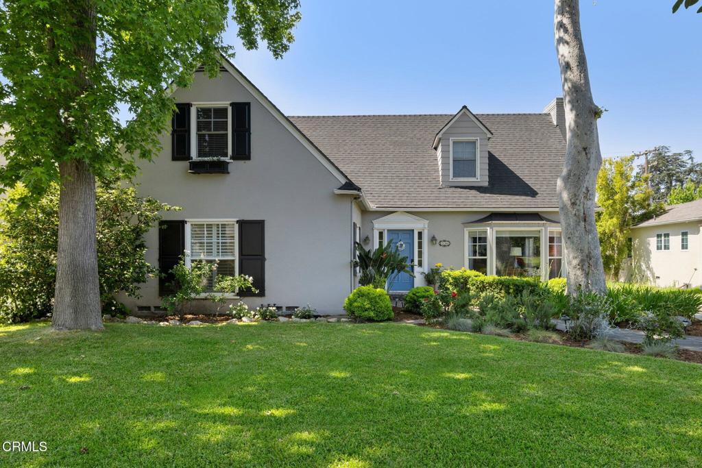 2156 Las Lunas Street