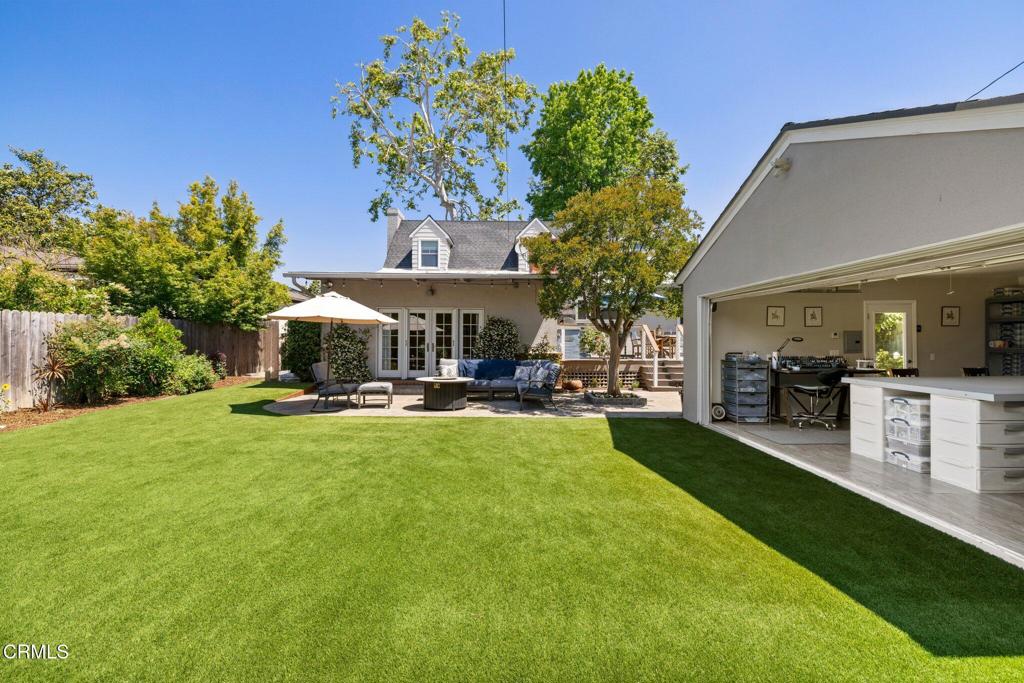 2156 Las Lunas Street