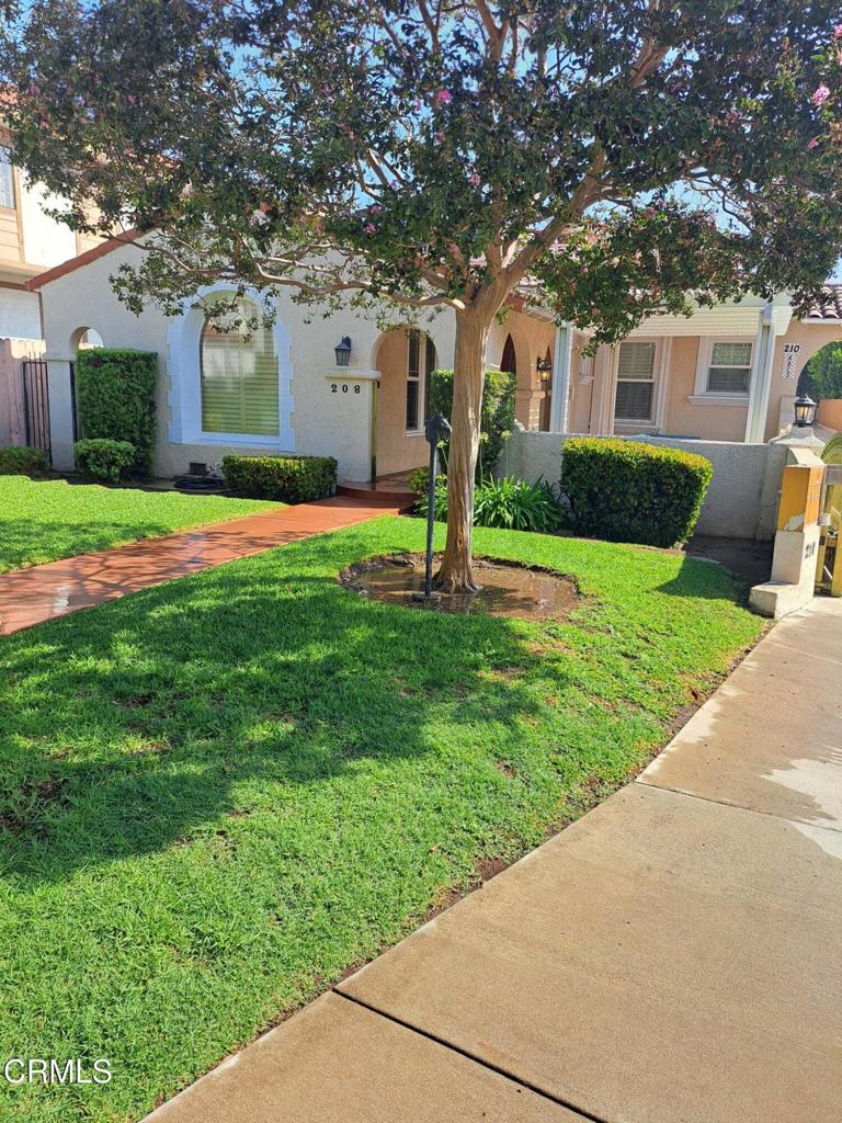 208 N Primrose Avenue