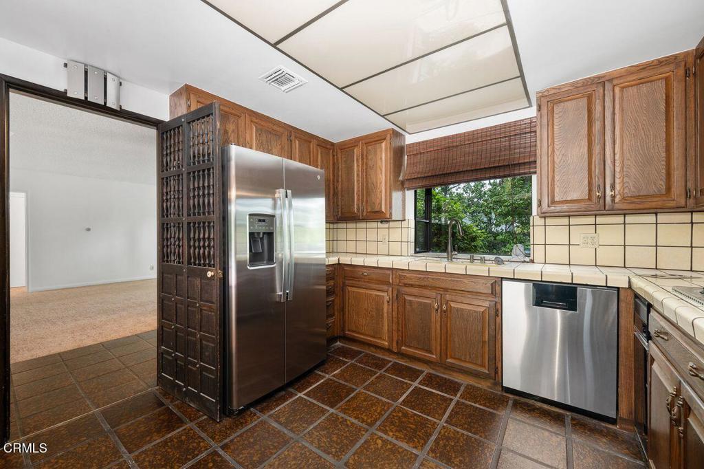 1139 Fairview Drive