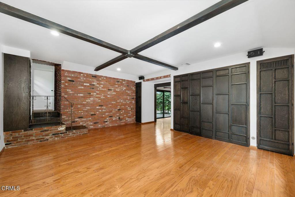 1139 Fairview Drive