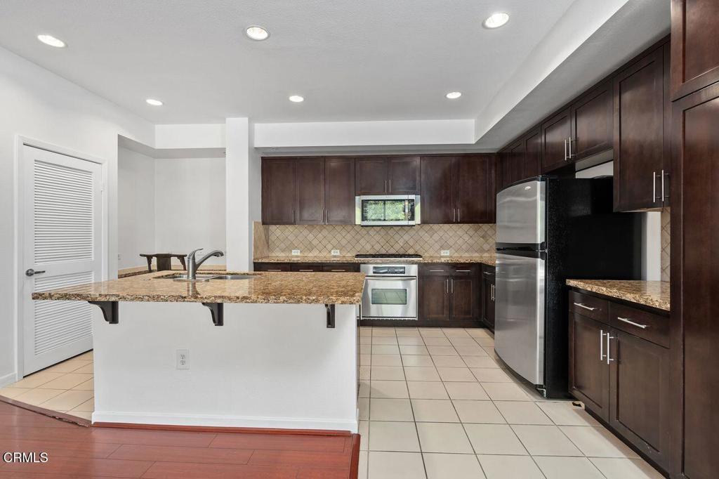 111 S De Lacey Avenue 103