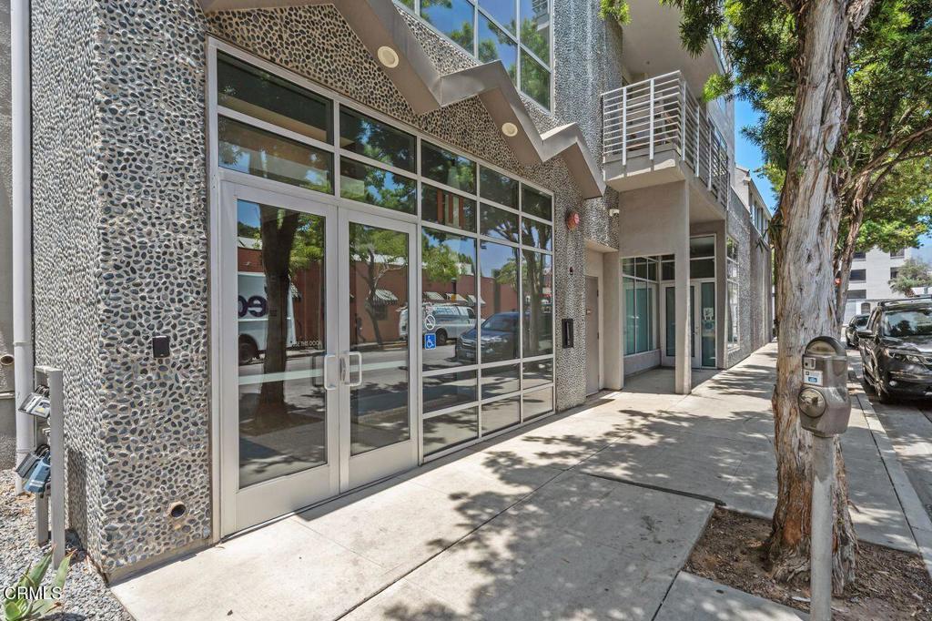 111 S De Lacey Avenue 103