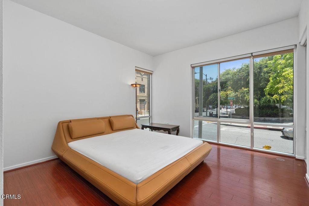 111 S De Lacey Avenue 103