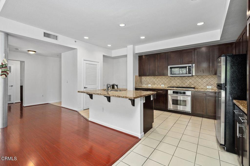 111 S De Lacey Avenue 103