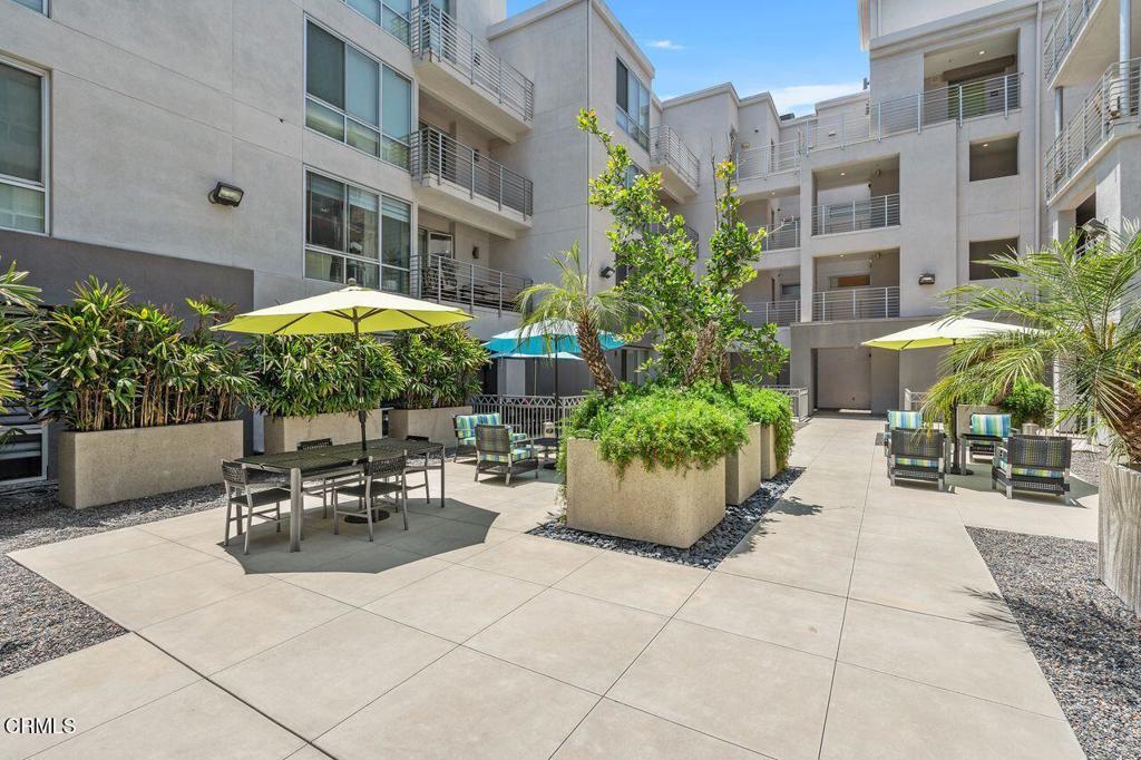 111 S De Lacey Avenue 103