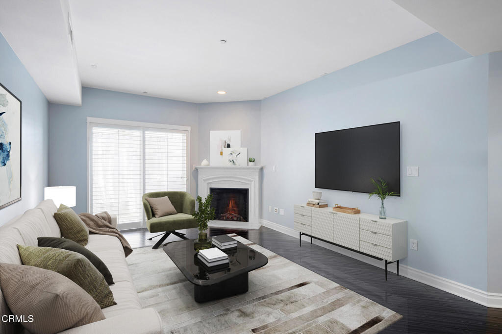 4424 Whitsett Avenue 102