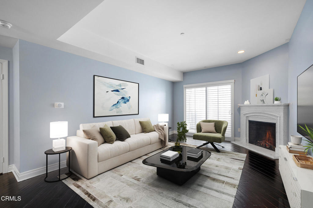 4424 Whitsett Avenue 102