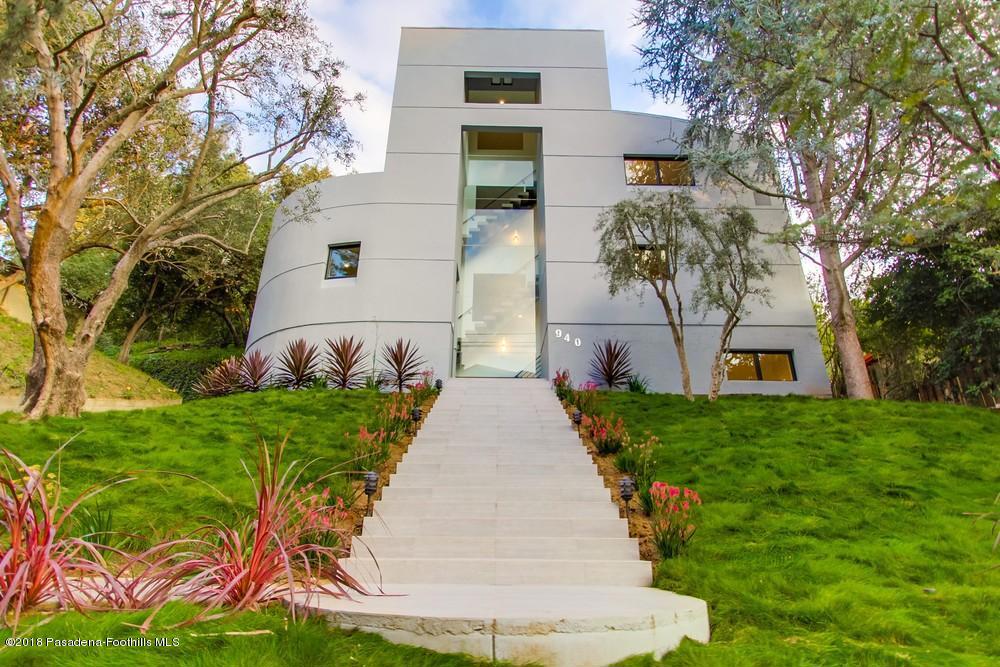 940 Burleigh Drive