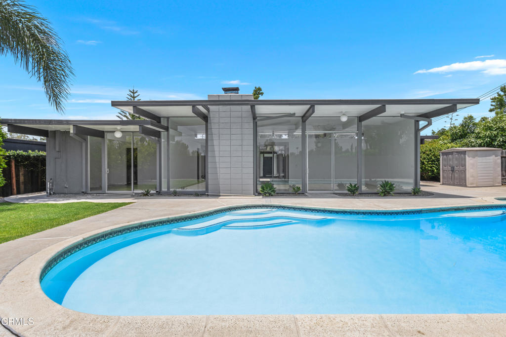 3832 E Casselle Avenue