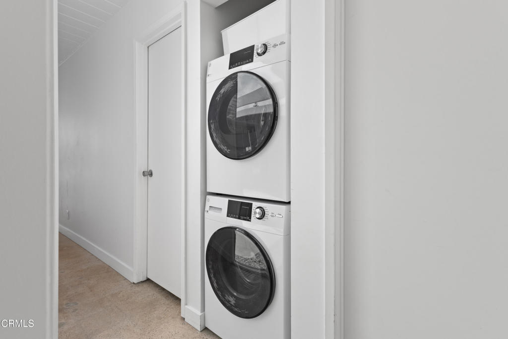 3832 E Casselle Avenue