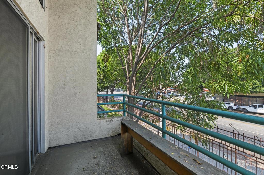 1236 S Union Avenue 8