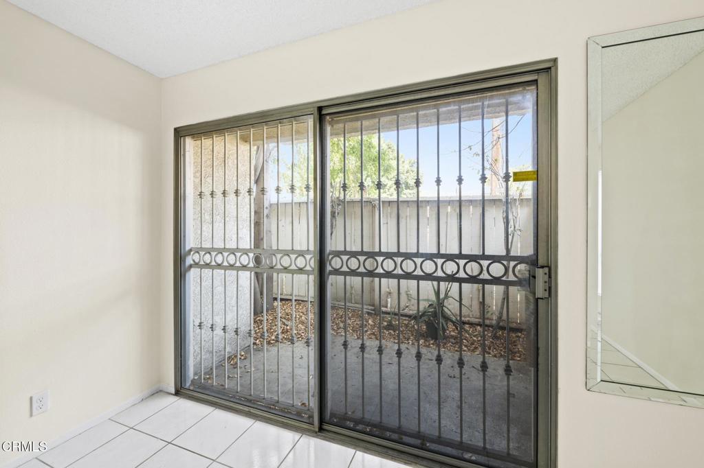 1236 S Union Avenue 8