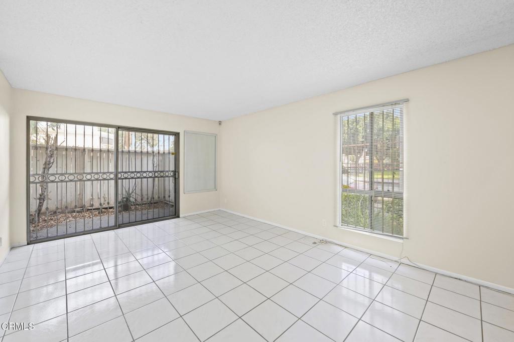 1236 S Union Avenue 8