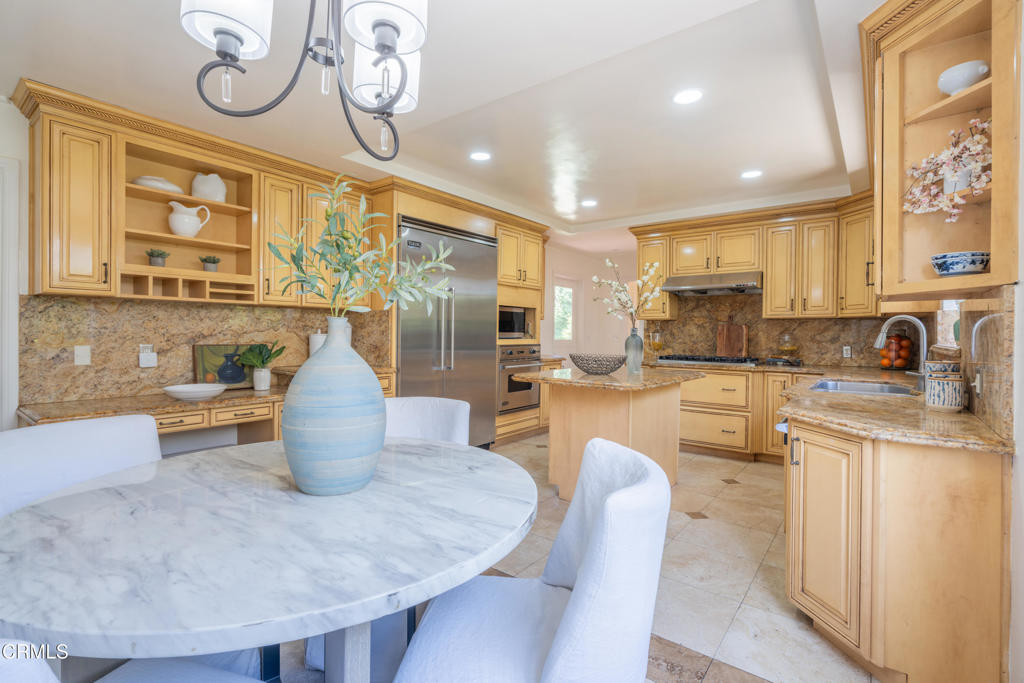 653 Chaucer Road