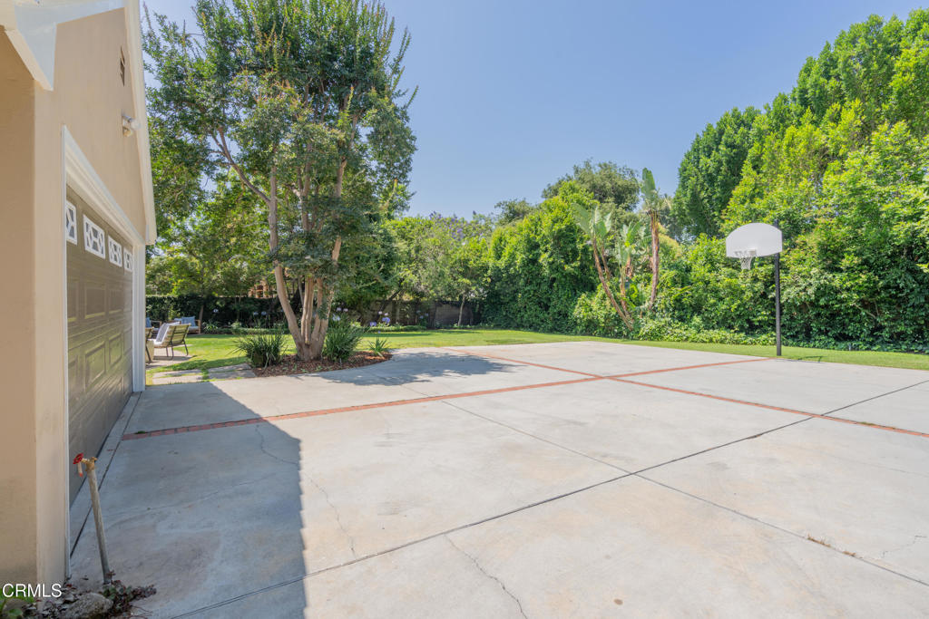 653 Chaucer Road
