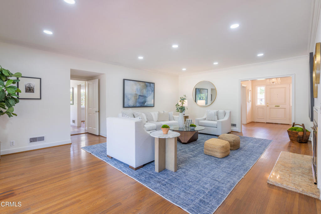 653 Chaucer Road