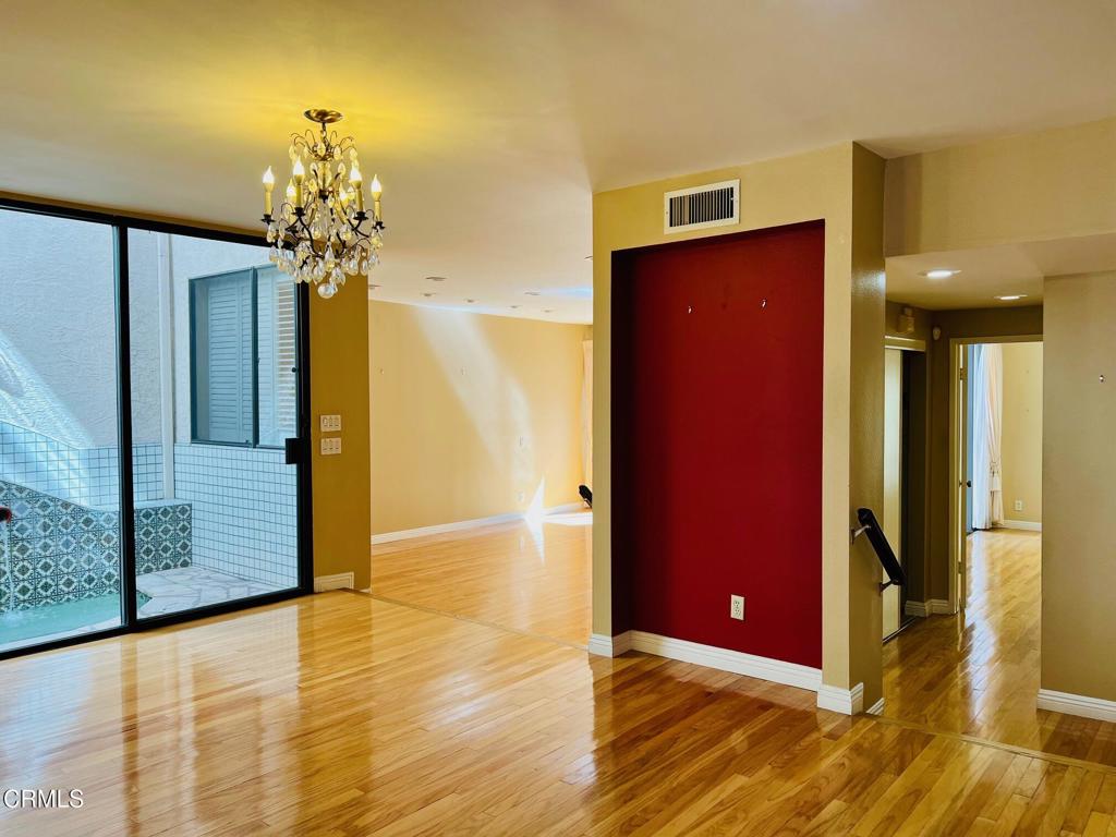 1110 Las Riendas Way 30