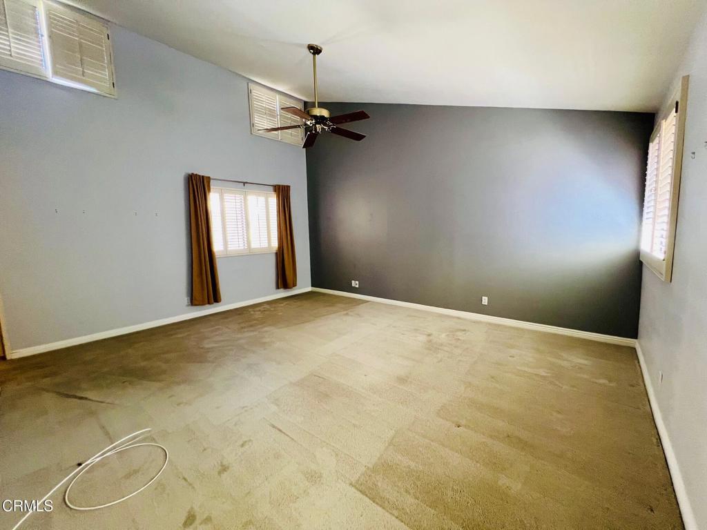 1110 Las Riendas Way 30