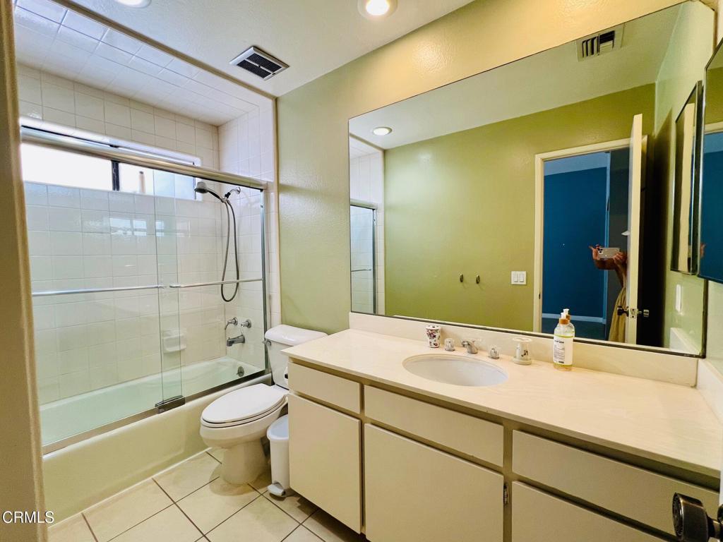 1110 Las Riendas Way 30