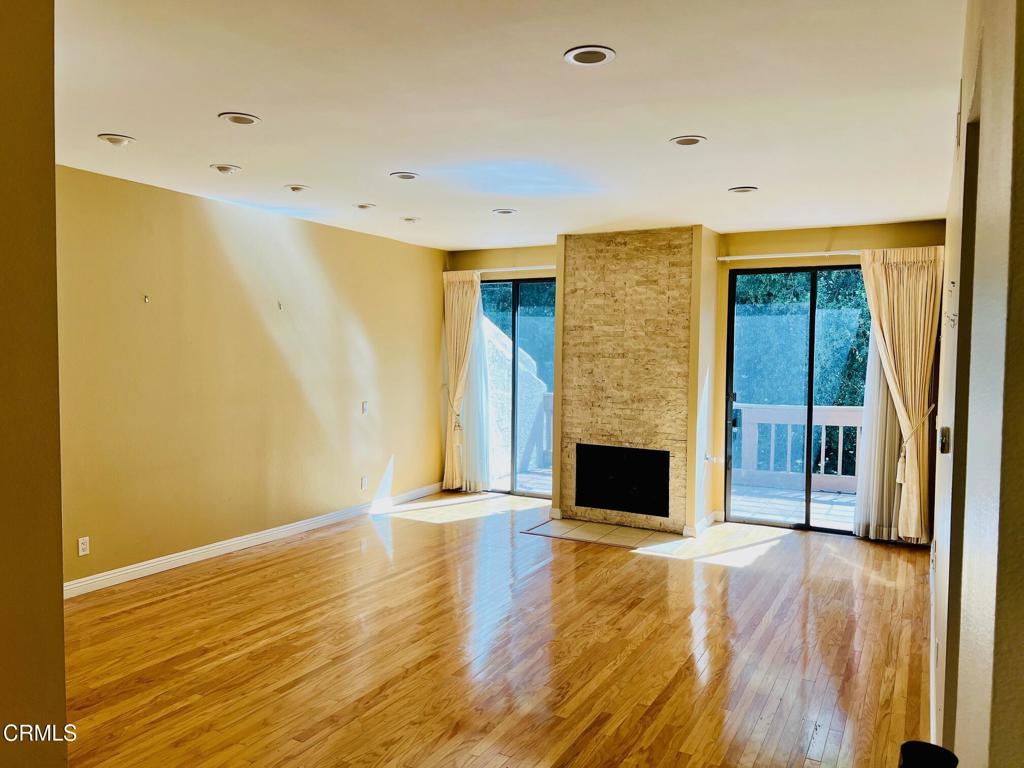 1110 Las Riendas Way 30