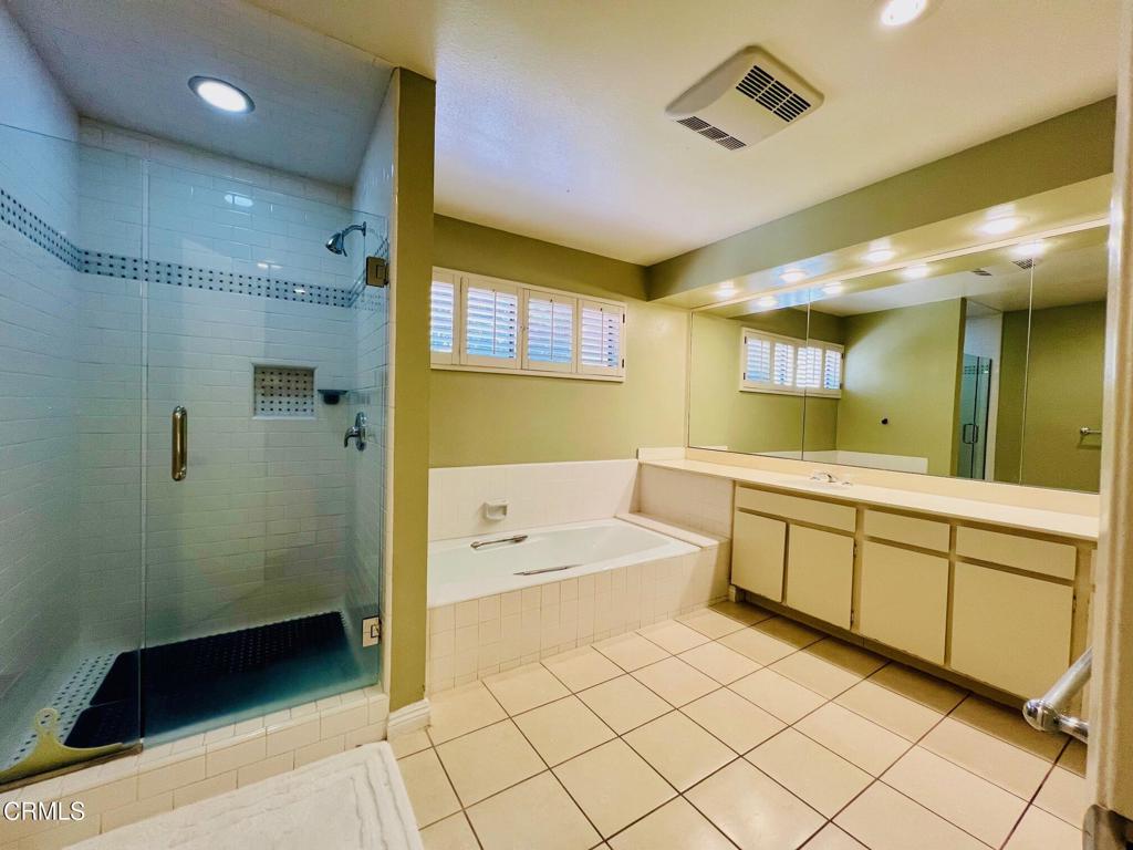 1110 Las Riendas Way 30