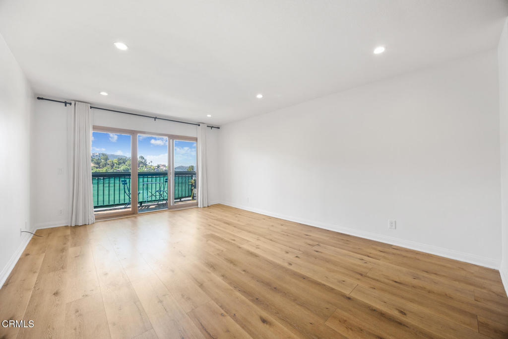 2940 N Verdugo Road 411