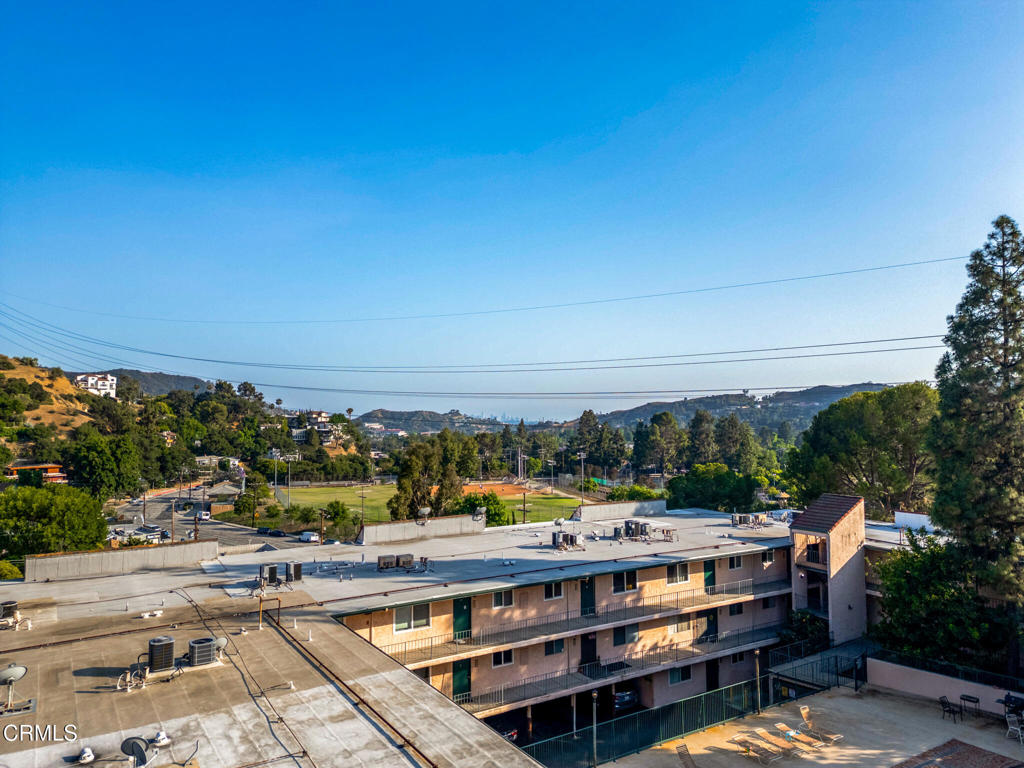 2940 N Verdugo Road 411