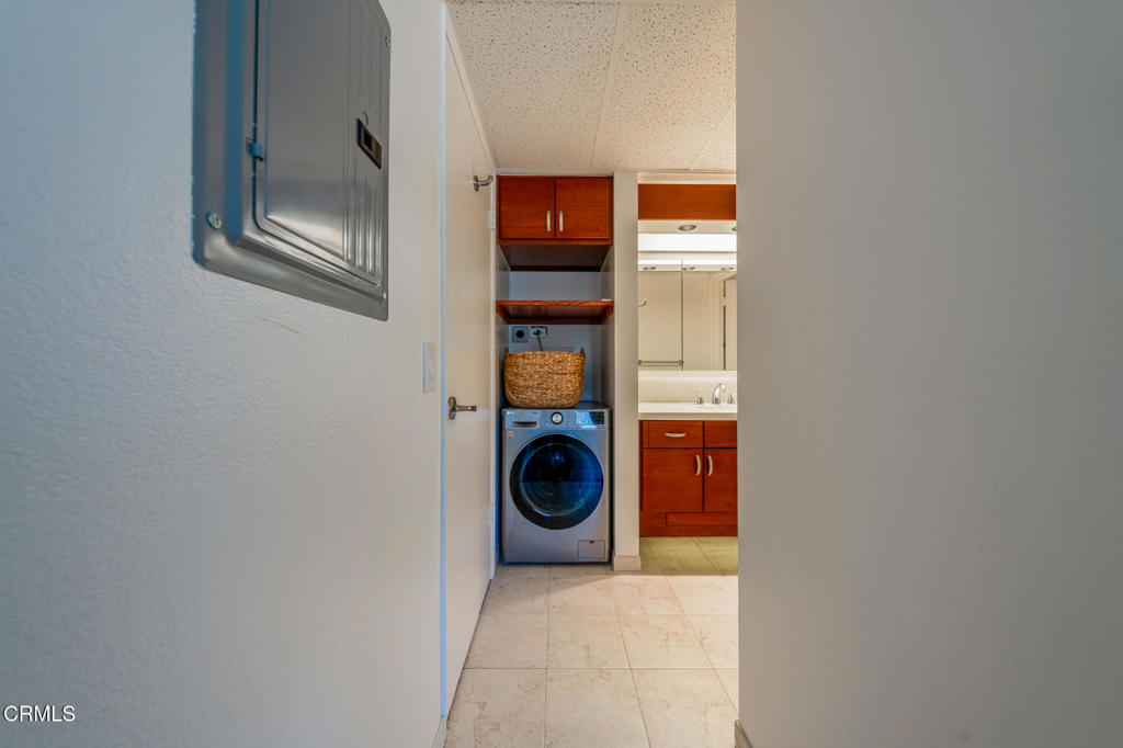 2940 N Verdugo Road 411