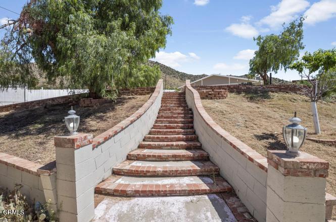510 E Soledad Pass Road
